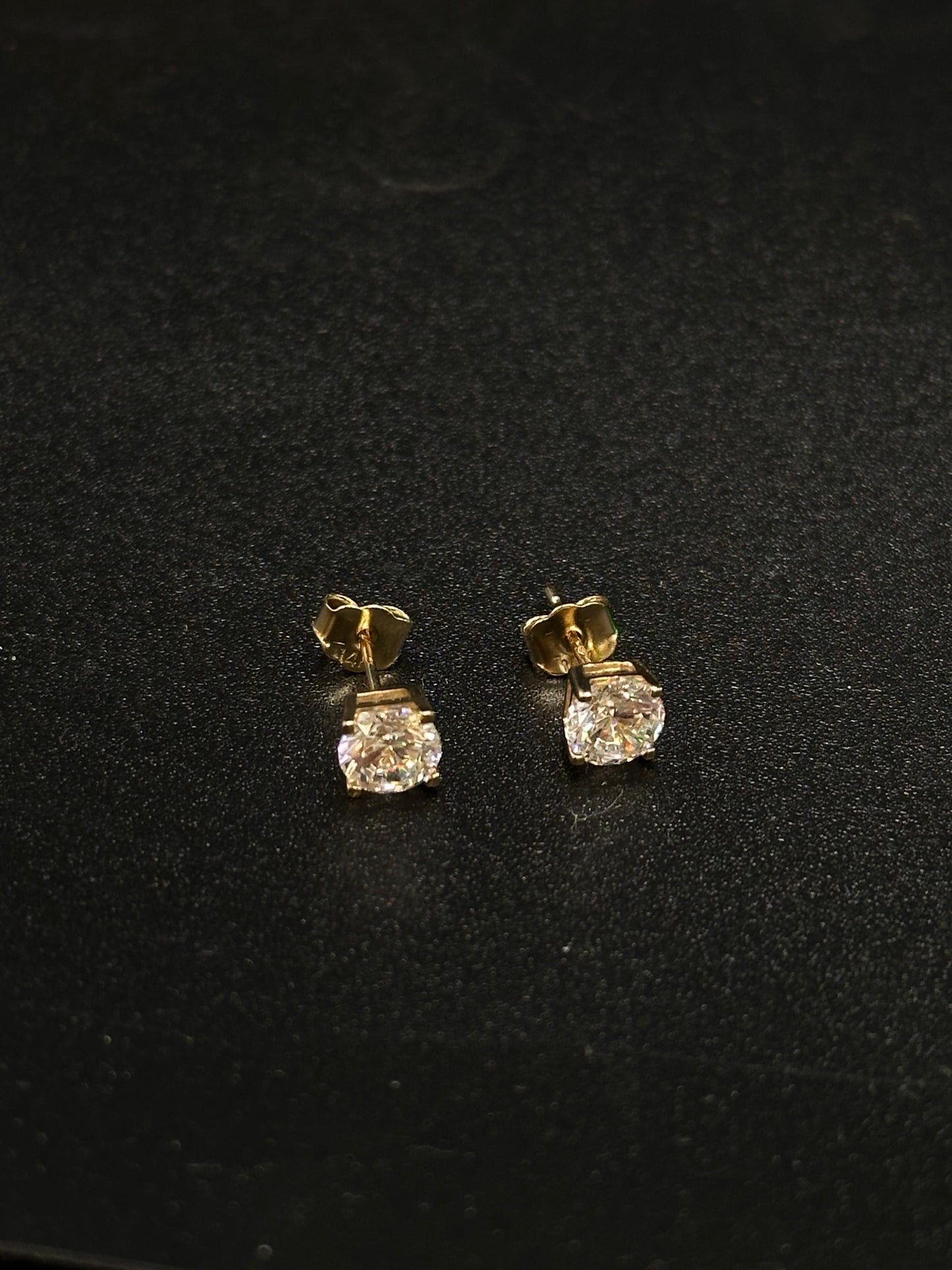 14K Gold Basket Stud Earrings – 5mm