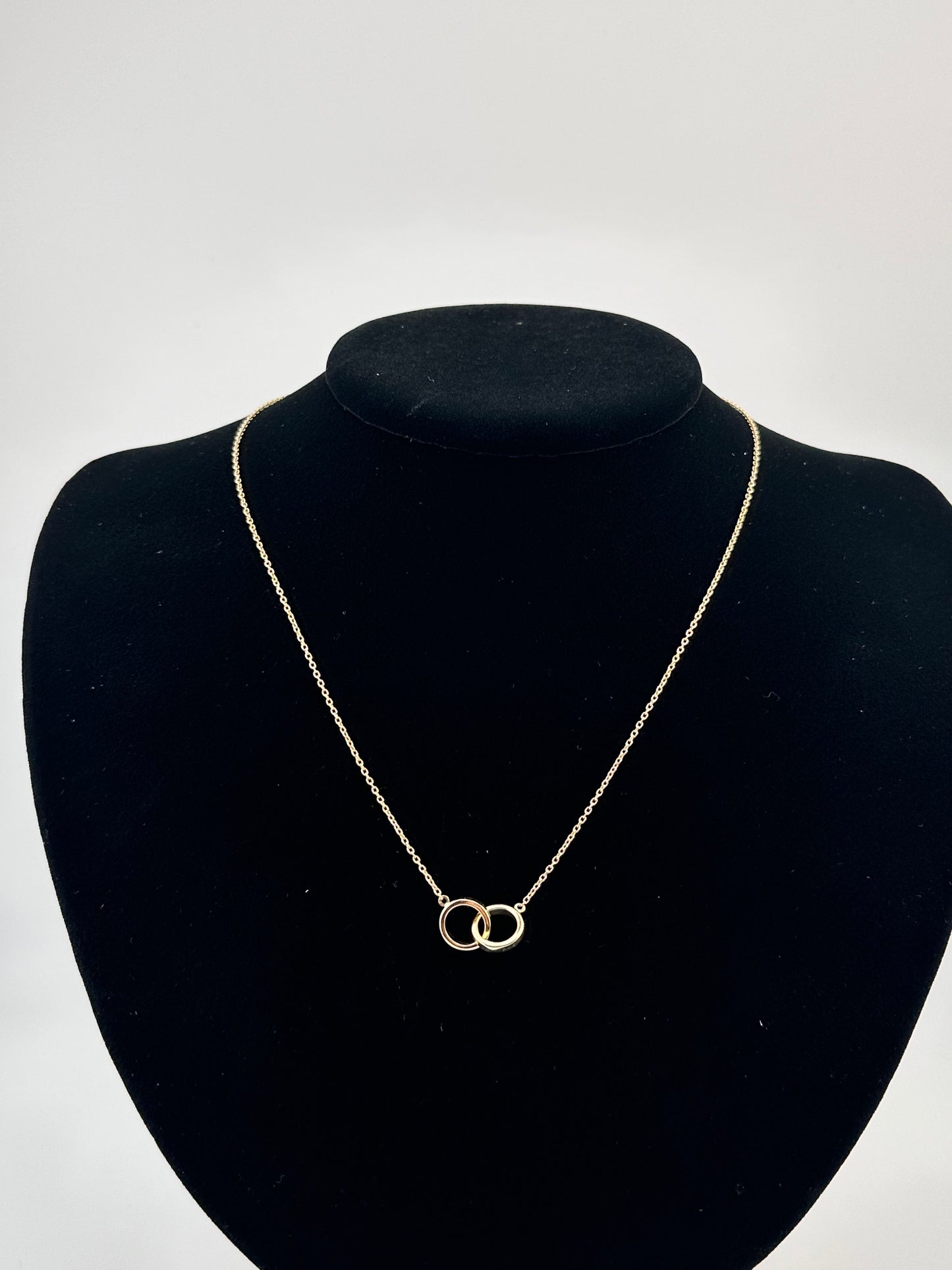 14K Gold Together Necklace – Interlocking Circles Pendant