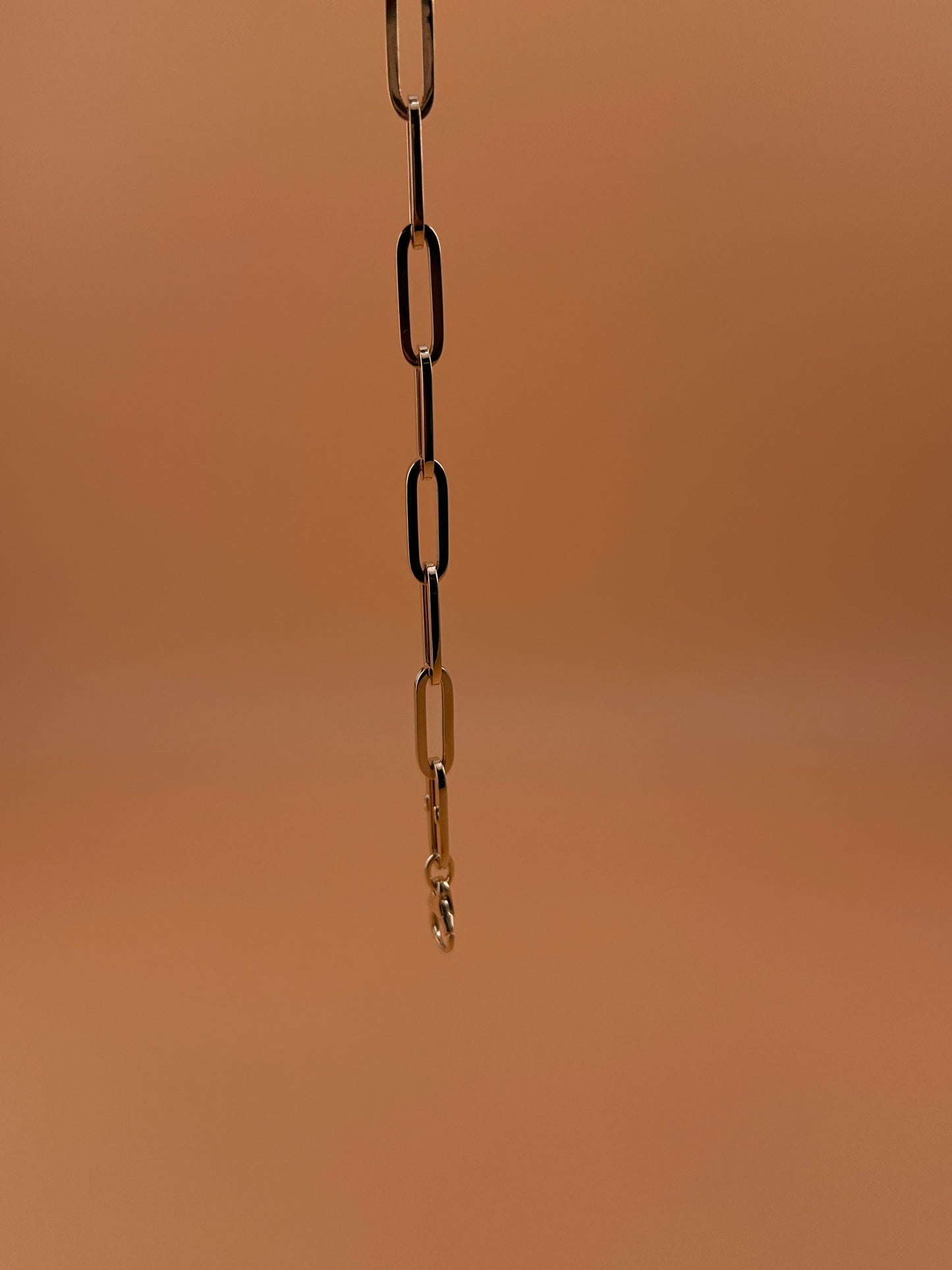14K Gold Hollow Long Paperclip Bracelet – 7.75”