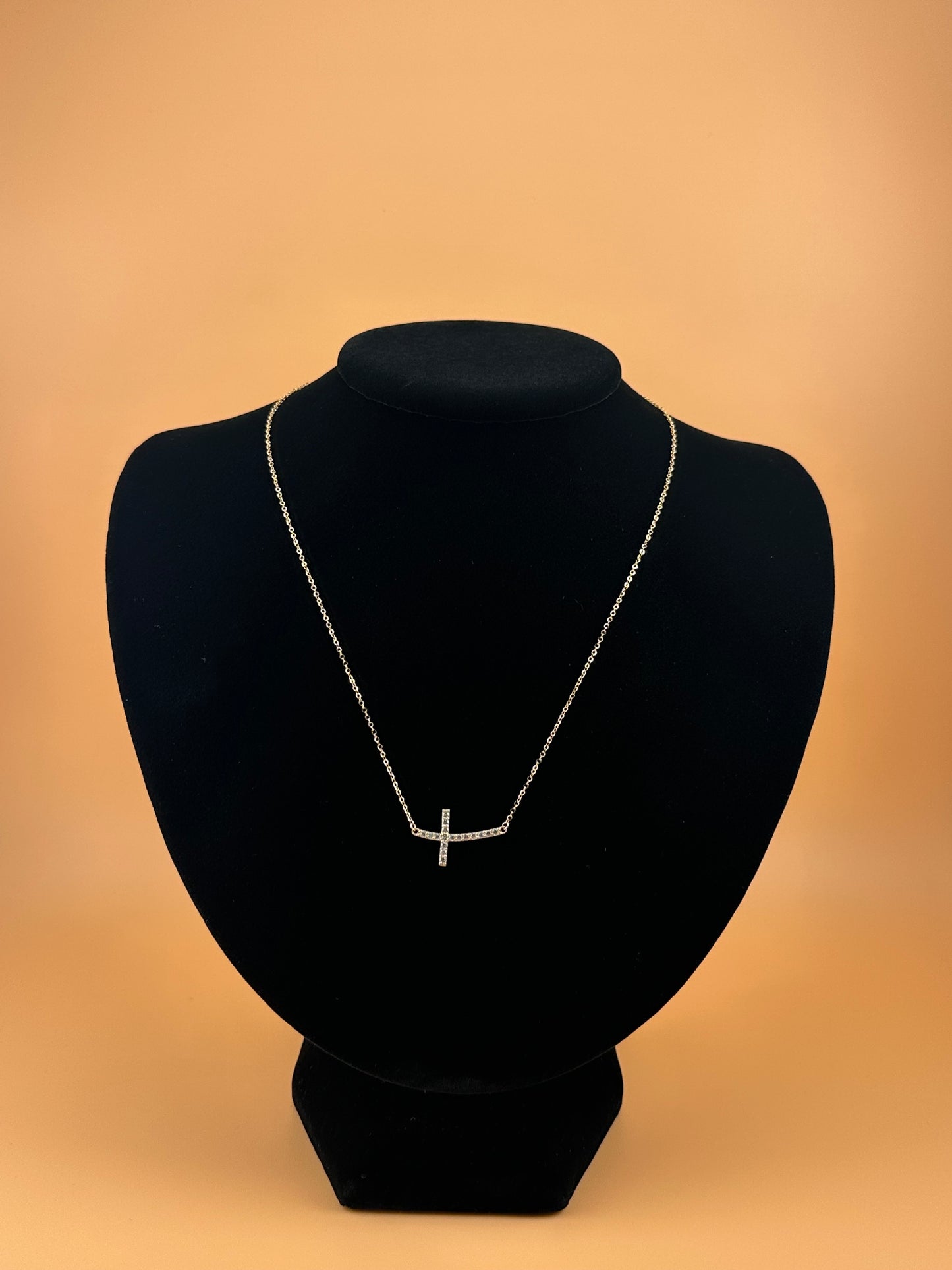 14K Gold Side Cross Pendant Necklace