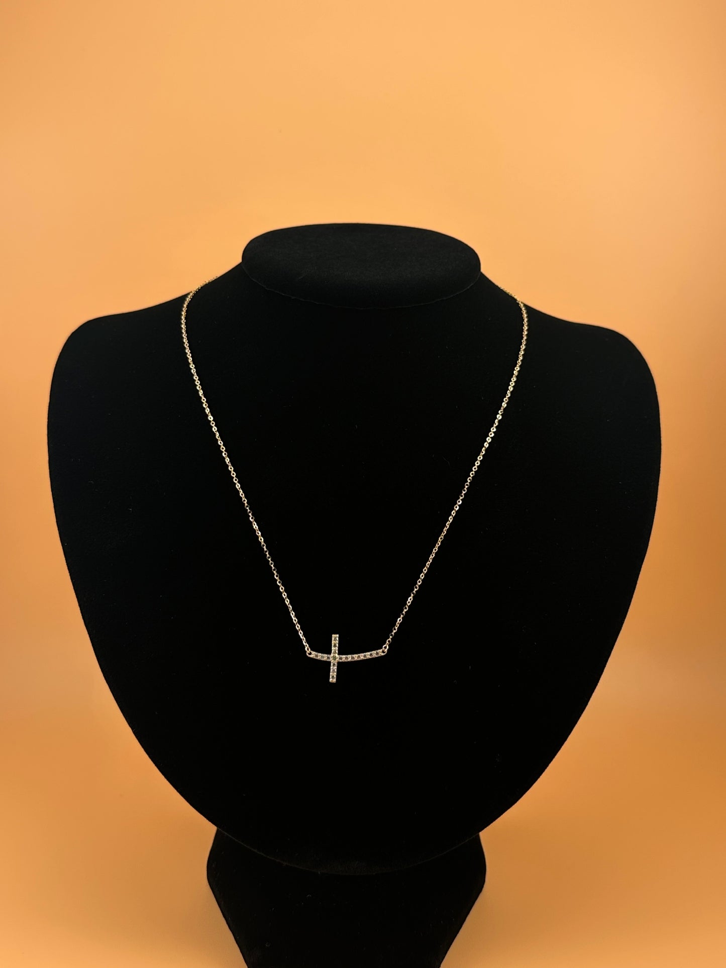 14K Gold Side Cross Pendant Necklace