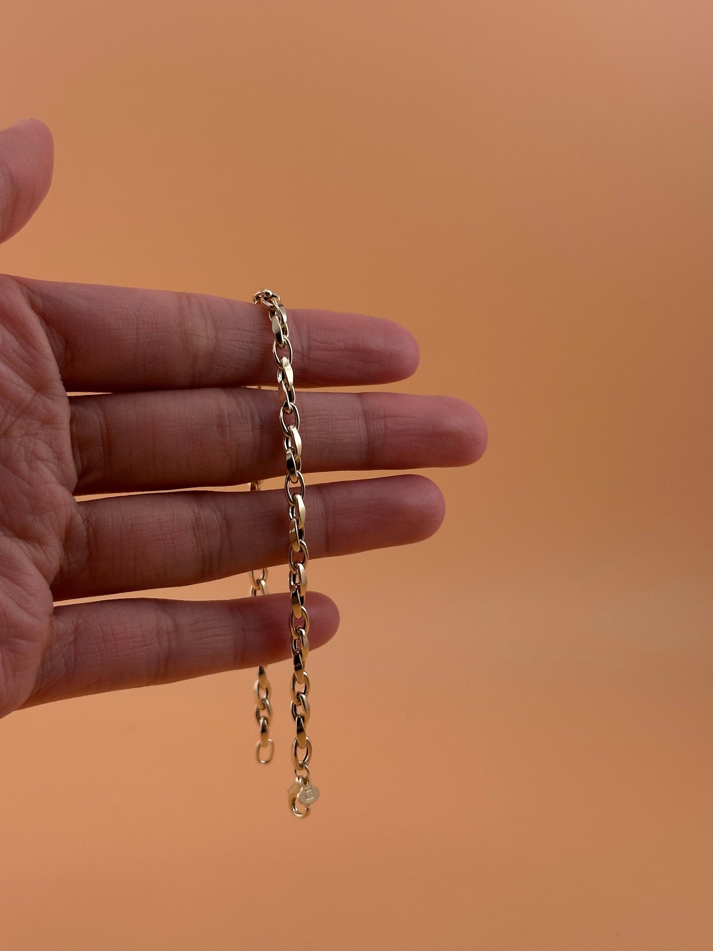 14K Gold Hollow Flat Tube Oval Rolo Bracelet