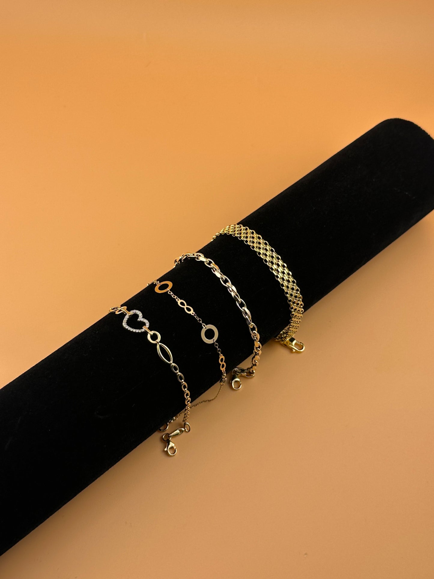 14K Gold Heart Link Bracelet
