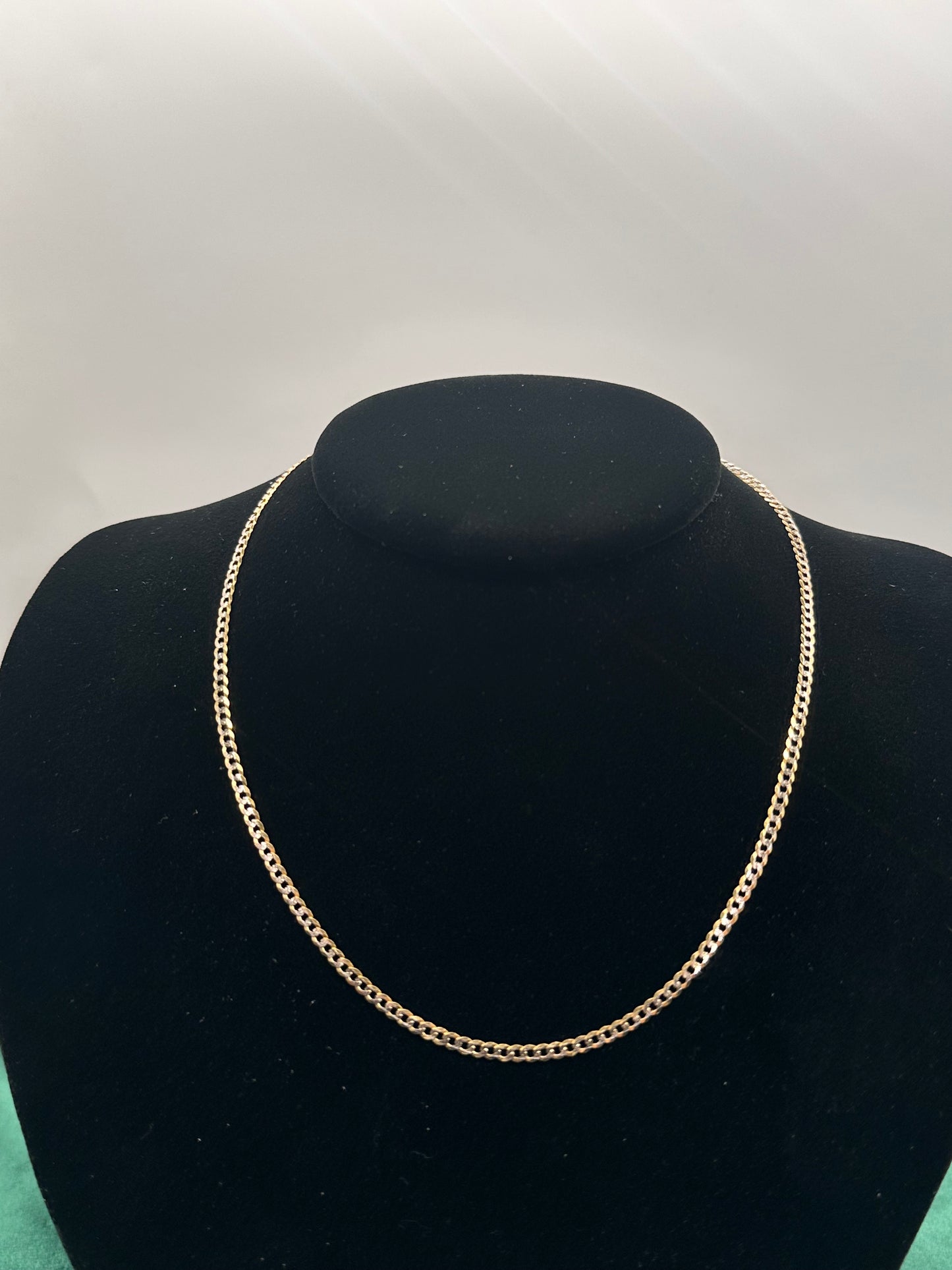 14K Gold 16" Cuban Chain Necklace