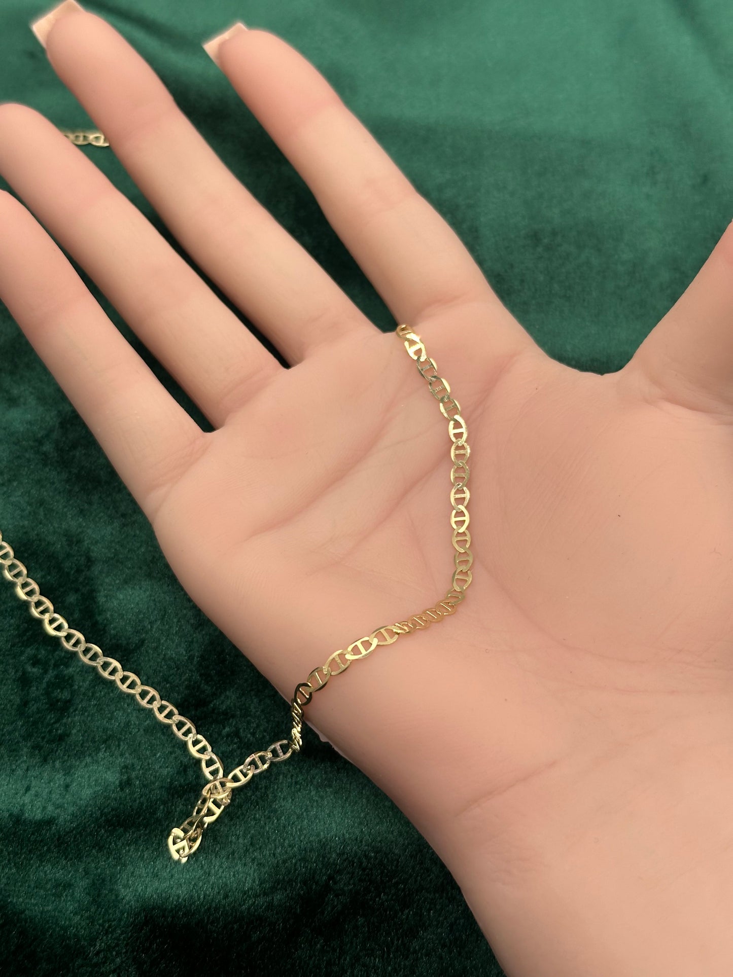 14K Yellow Gold Flat Mariner Chain Necklace