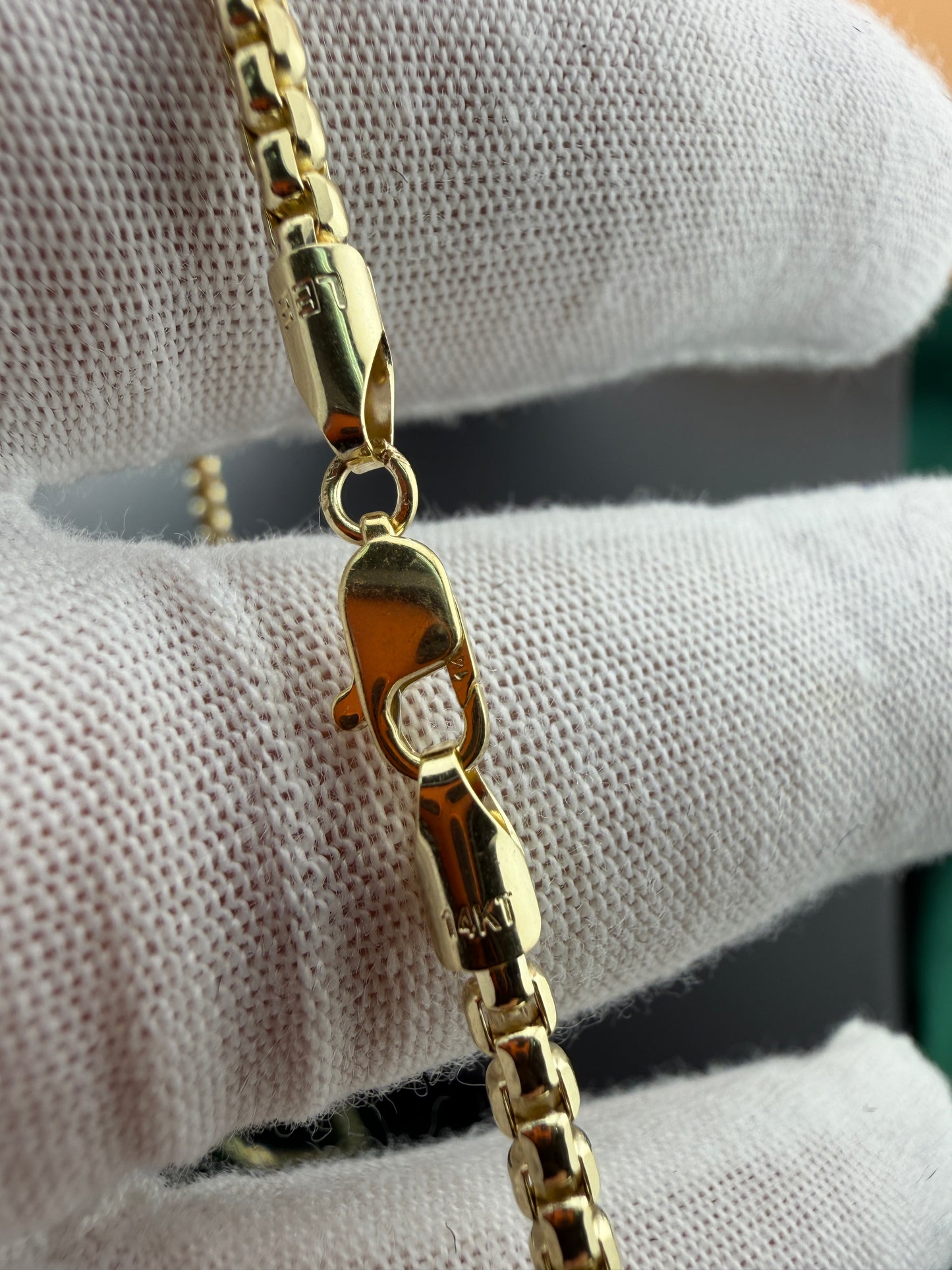 14K Yellow Gold 2.7mm Hollow Round Box Chain – Real Solid Gold Lightweight