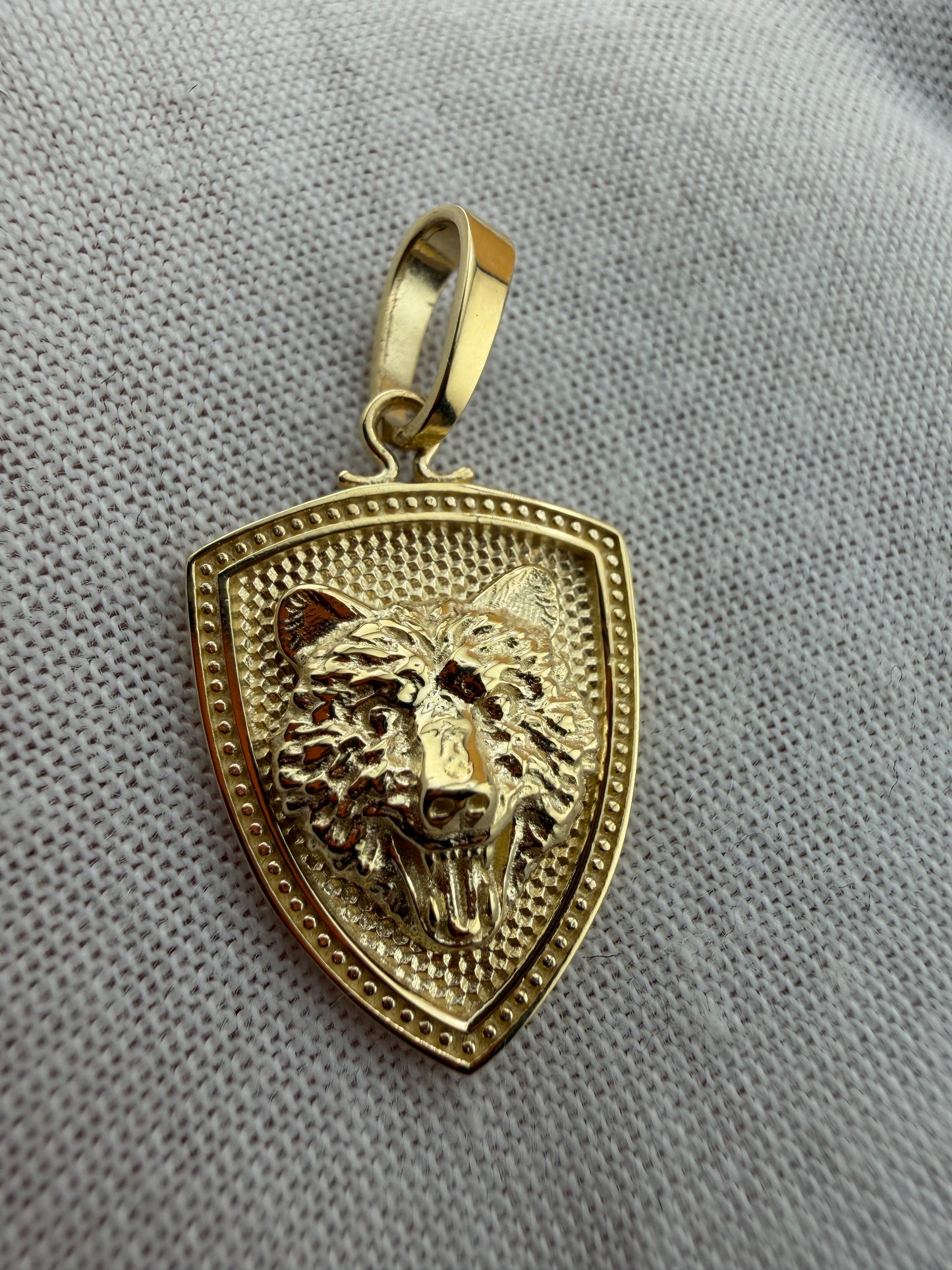 14K Yellow Gold Shield Tiger Face Pendant – Real Solid Gold Power Symbol