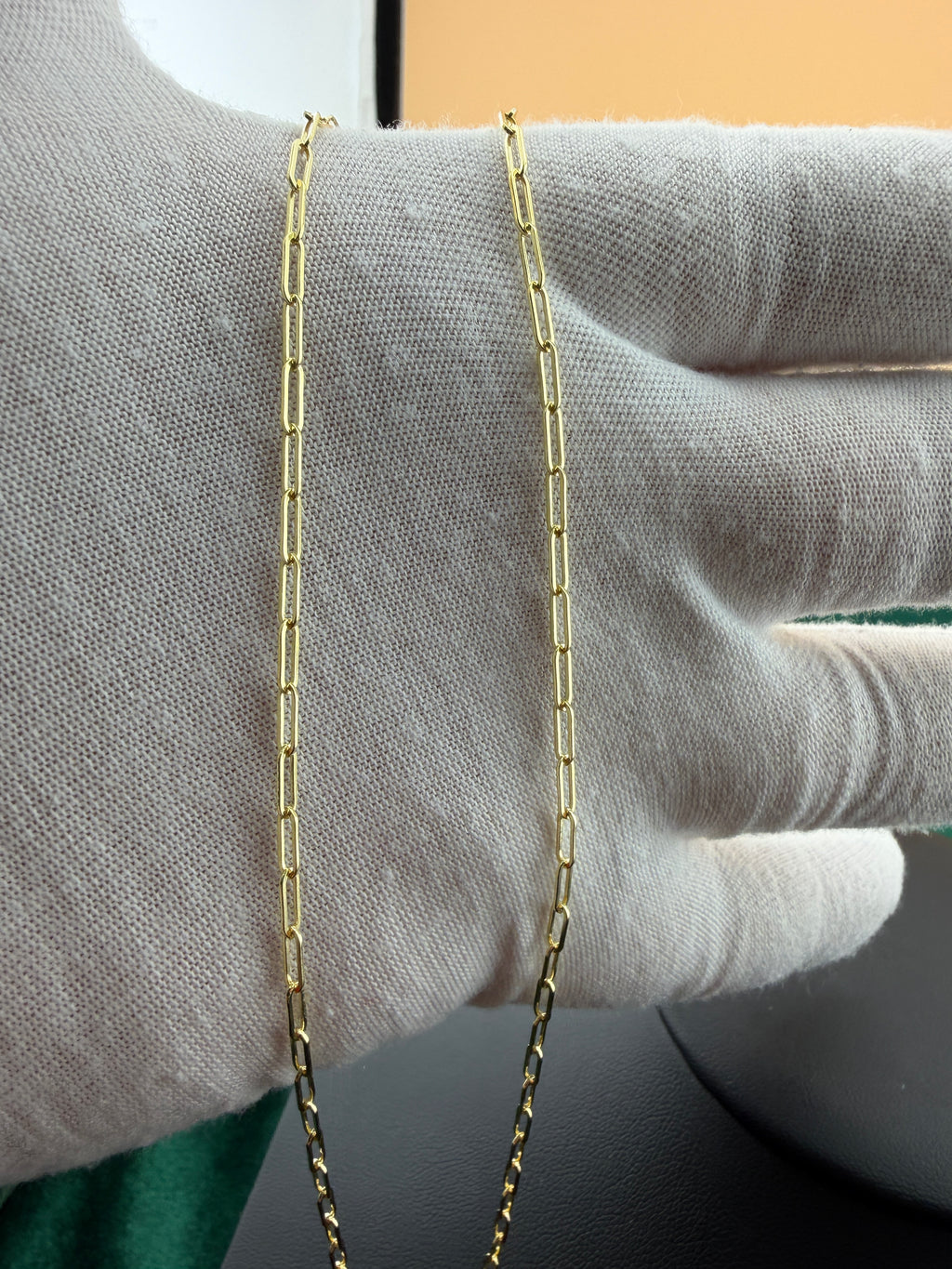 Paperclip Chain
