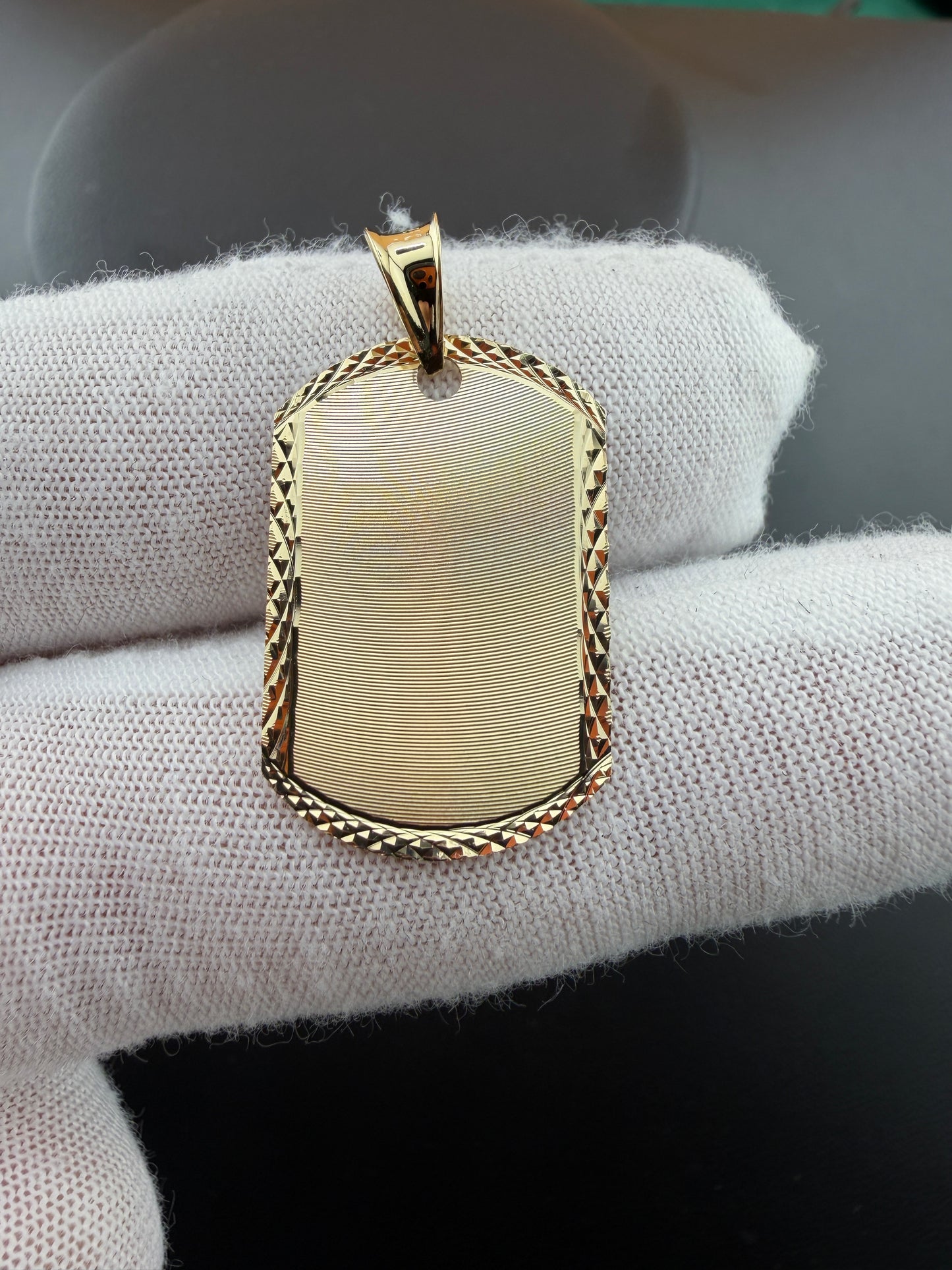 ID Pendant