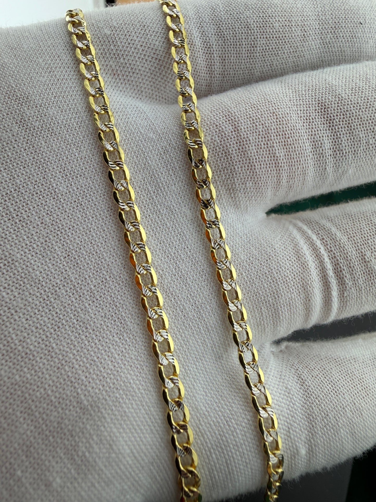 Bevelled Curb Pave Chain Necklace