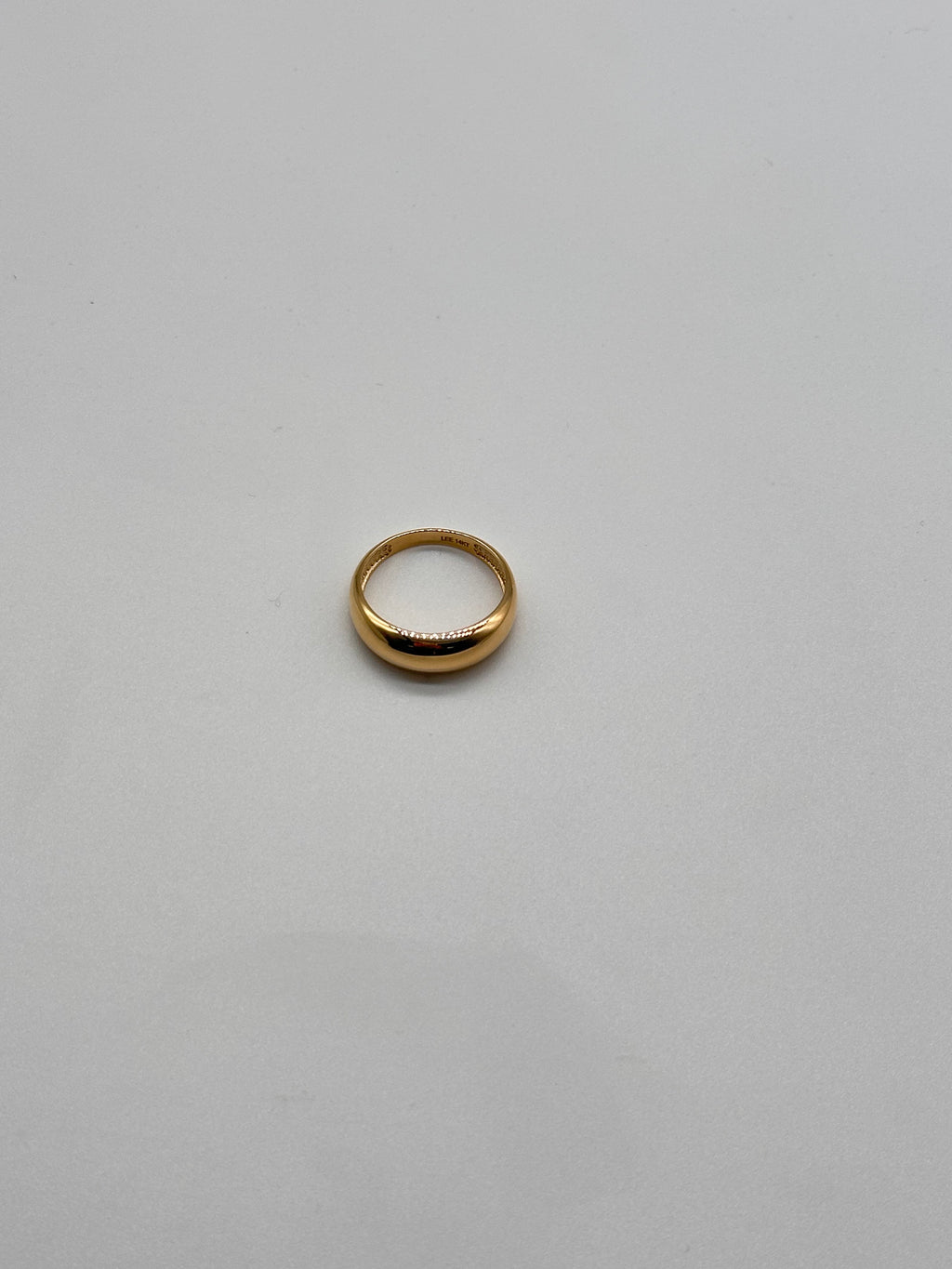 14K Gold Dome Ring – Polished Band, Size 7