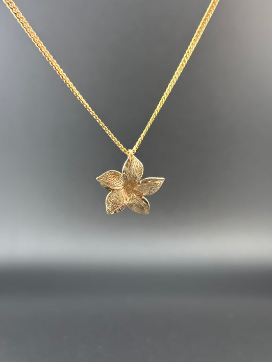 14K Solid Gold Flower Pendant – Textured Petal Floral Charm