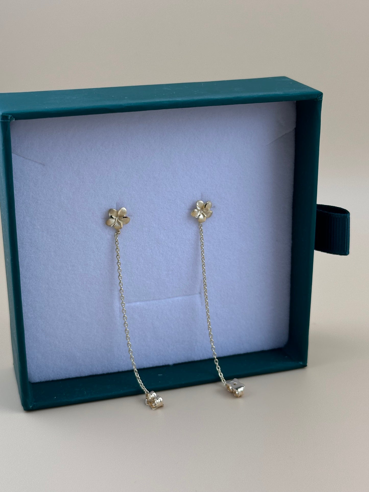 14K Gold Flower Chain Drop Earrings – Dainty Hanging Earrings