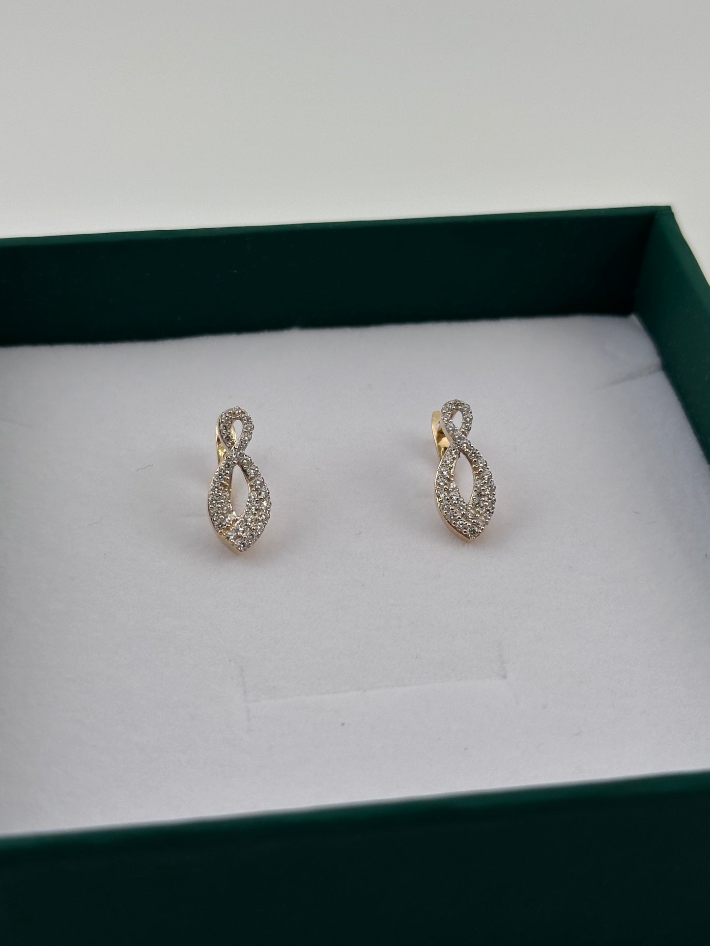 14K Gold CZ Stud Earrings – Real Gold Infinity Marquise Design