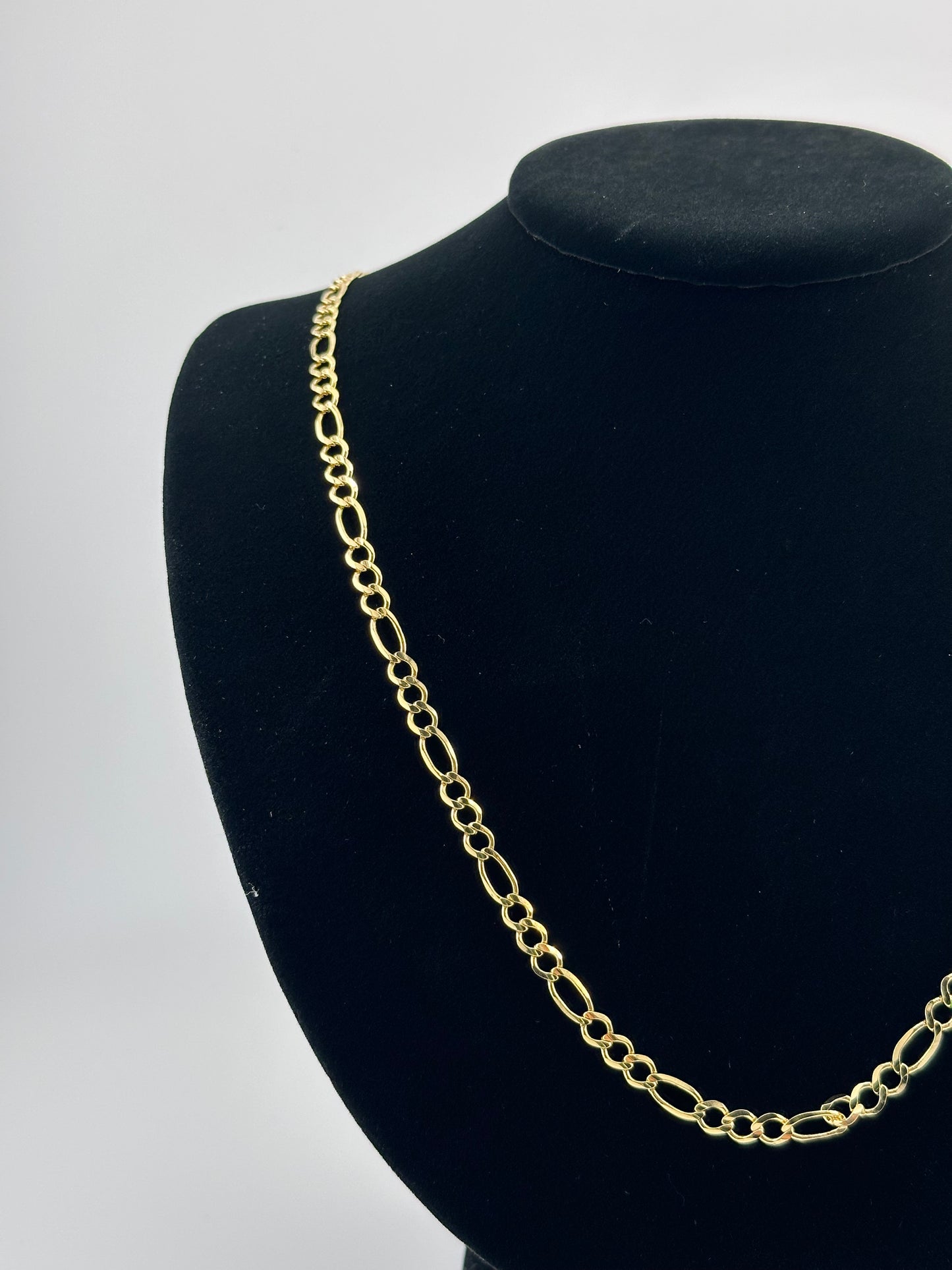 14K Gold Figaro Open Concave Chain