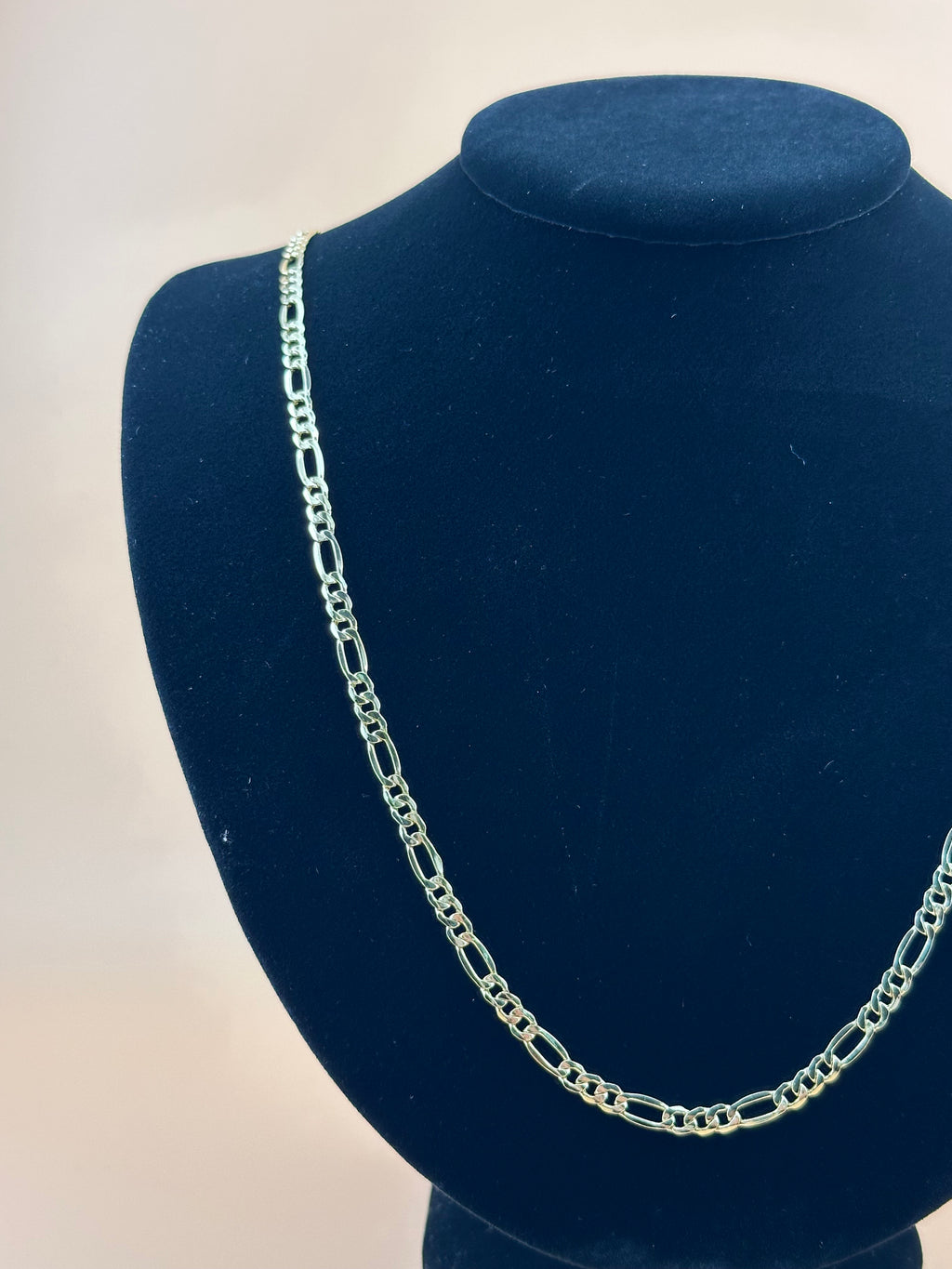 14K Gold Hollow Beveled Figaro Chain