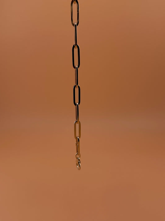 14K Gold Hollow Long Paperclip Bracelet – 7.75”