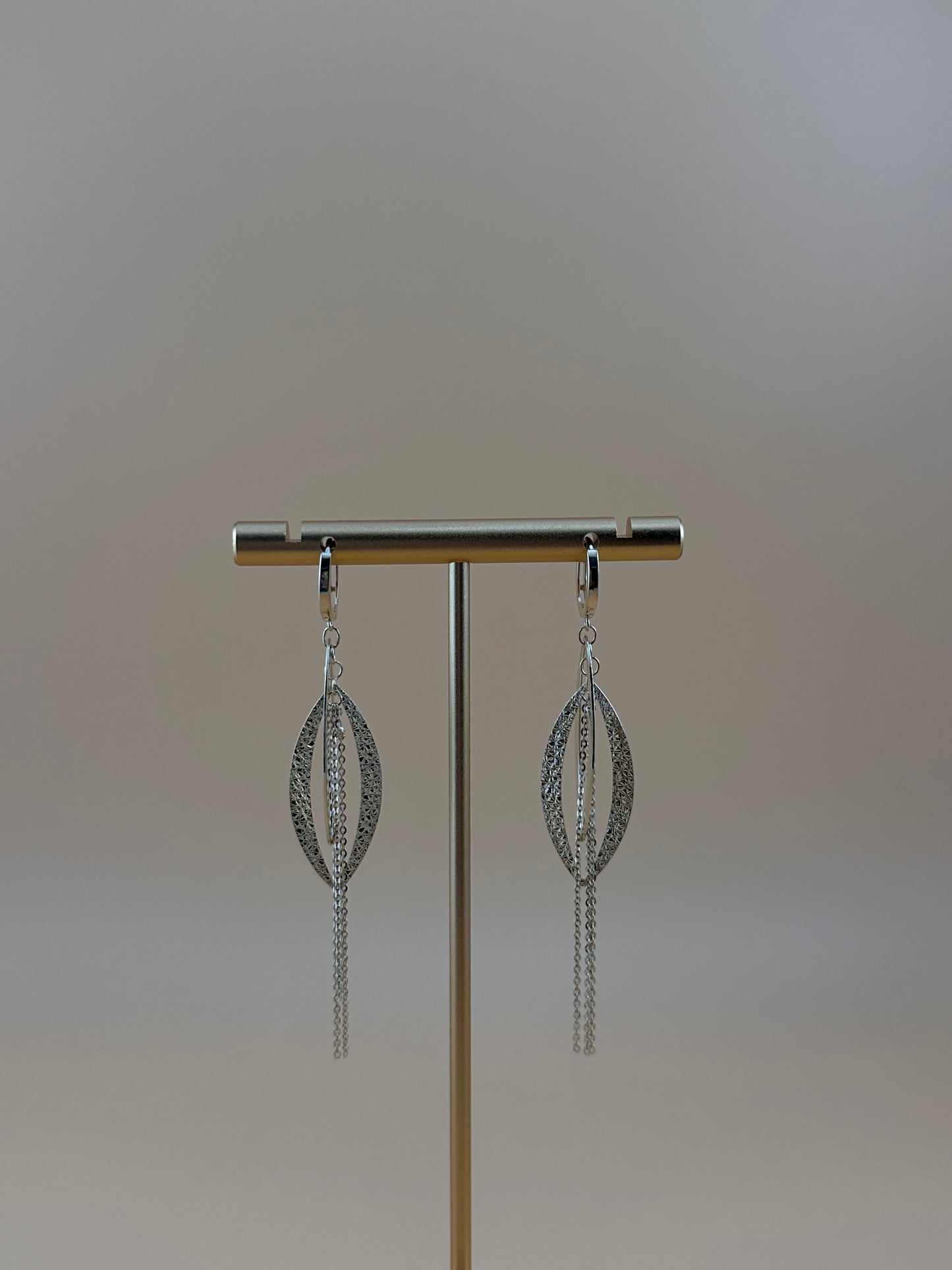14K Gold Dangling Earrings – Textured Long Drop Tassel Earrings for Women