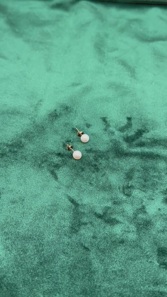 14K Gold Pearl Stud Earrings – 5mm