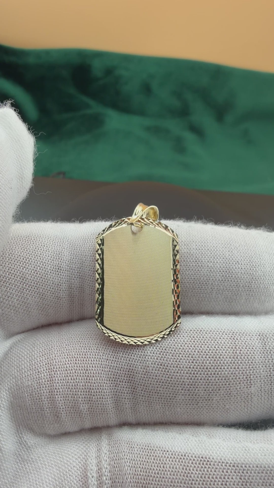 ID Pendant