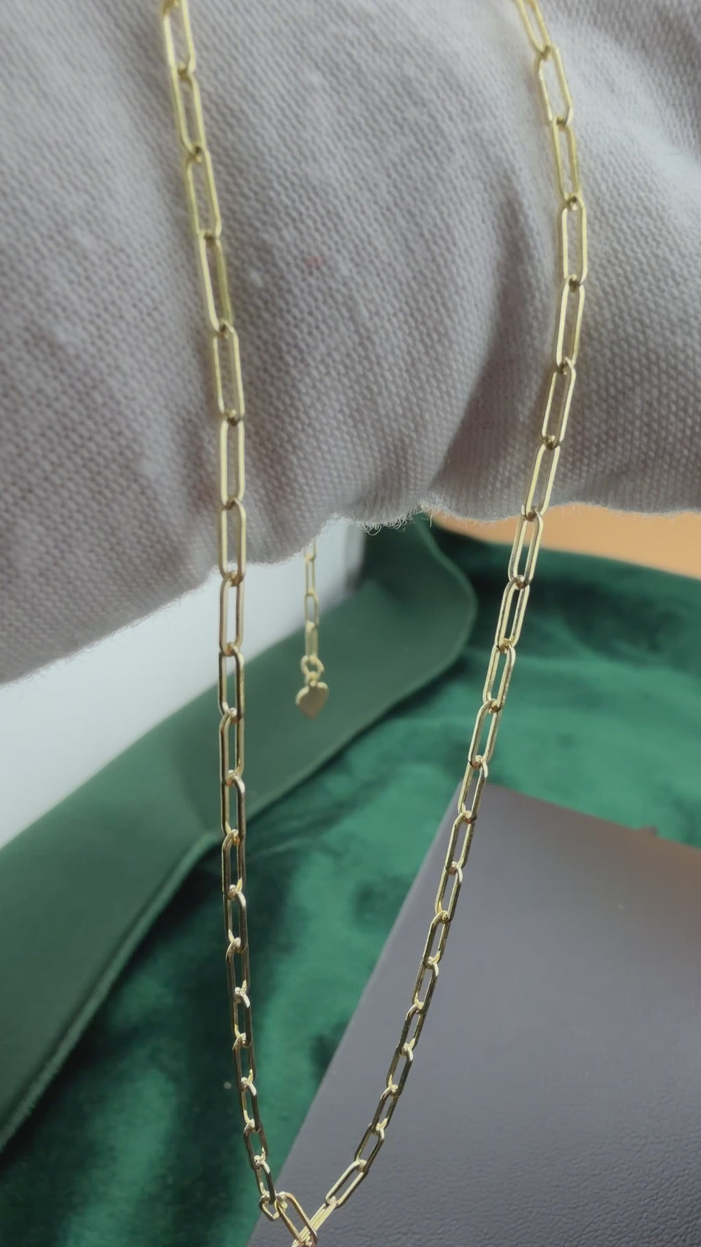 Paperclip Chain